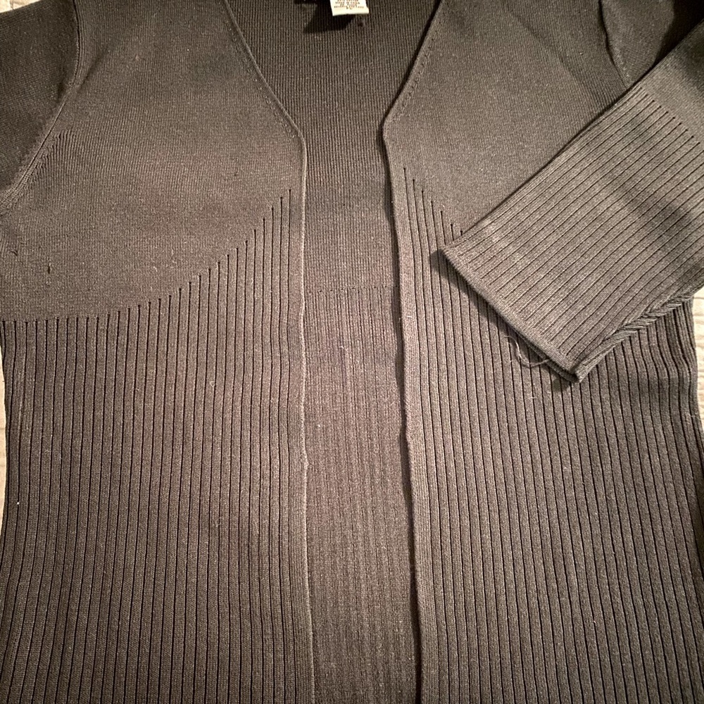 Black v-neck pullover and matching 3/4 sleeve no button cardigan.